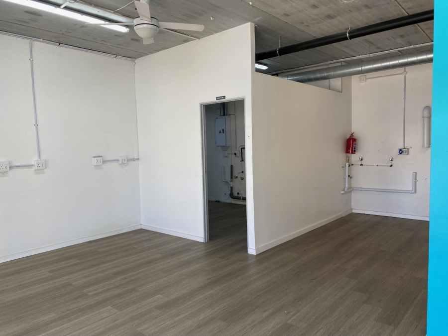 To Let Commercial Property for Rent in Diep River Western Cape